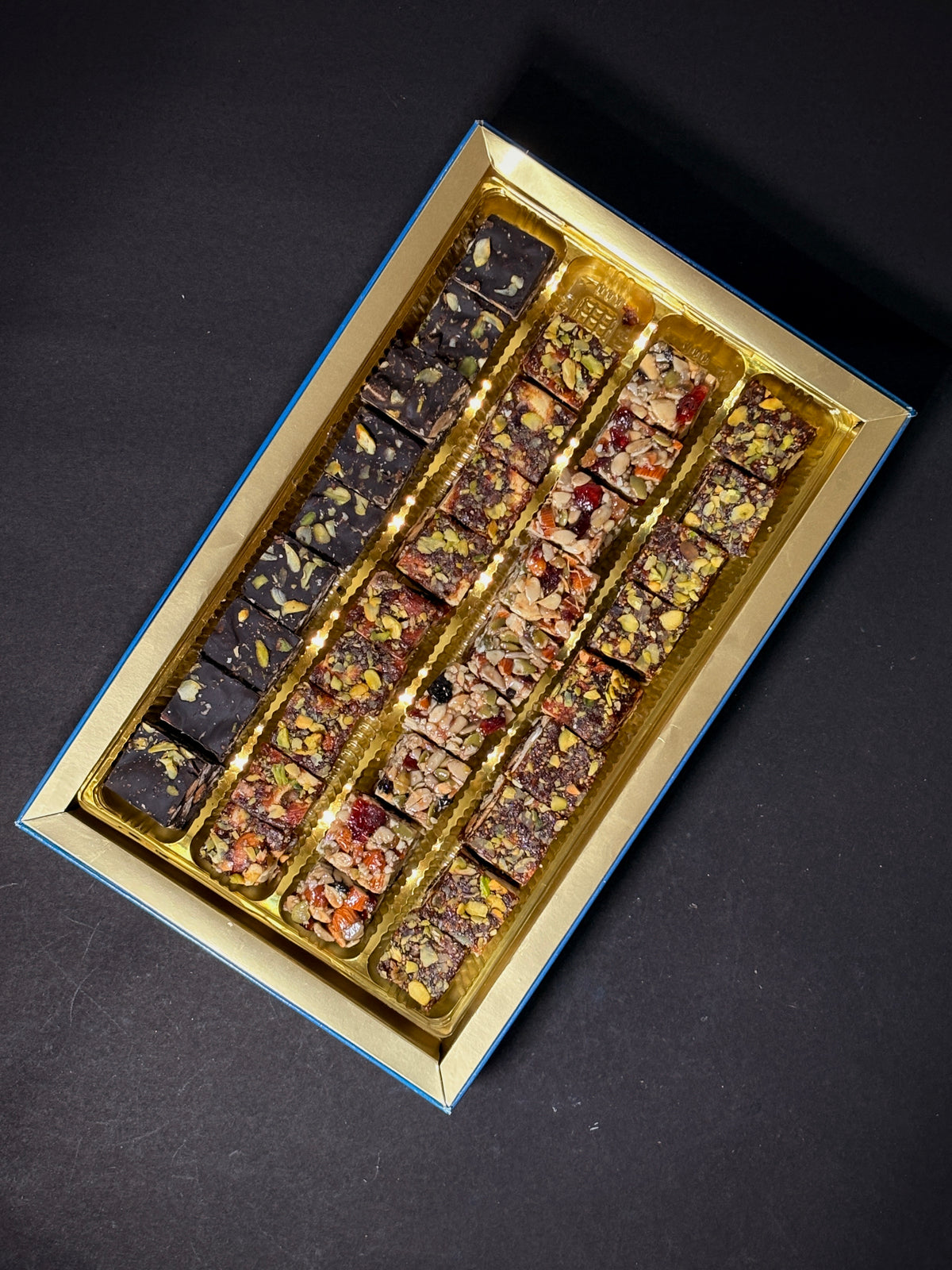 Nutri Luxe Box(Khajur Dry Fruit Crunch, Anjeer Dry Fruit Crunch,Nutrition Byets,Dark Rostilia)