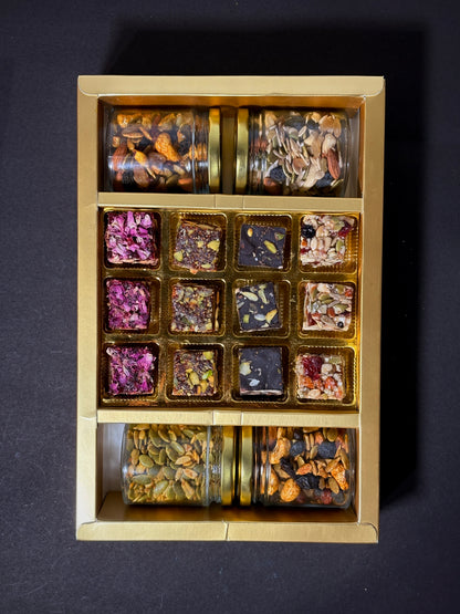 Premium Gourmet Dry Fruit &amp; Sweet Gift Box